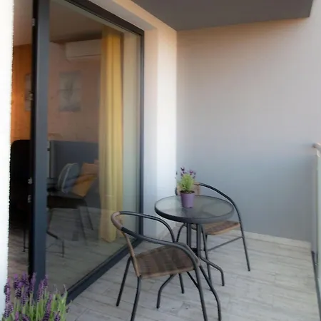 Apartment In Siano Ty Near The Beach, Cleaning Included Sianożęty